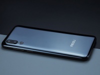 Meizu 16s        -