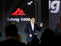 Huawei  .    Apple iPhone   5G- Balong 5000