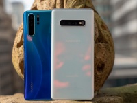  , Huawei. Samsung Galaxy S10+  iPhone XS  Huawei P30 Pro    