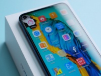 Honor 20 Pro   Honor View 20   