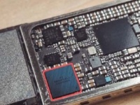  Apple           iPhone