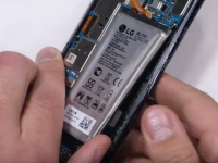    . JerryRigEverything   LG G8