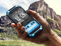  Kyocera Torque G04     au