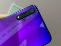  :  Huawei Nova 5 Pro   40-  
