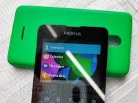 :  Nokia Asha   QWERTY-  