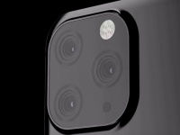  2020  Apple   OLED-  5G    