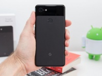 Google   Pixel 3  Pixel 3 XL  $200