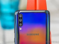 Android 10  8  . Samsung Galaxy A71    Geekbench