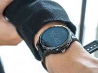 ASUS показала VivoWatch SP – конкурент Apple Watch