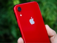 Apple        iPhone.  ?