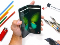    Samsung Galaxy Fold  ,    