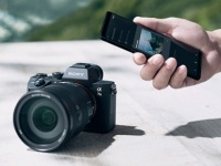  Sony Xperia 1 Professional Edition:  ,  