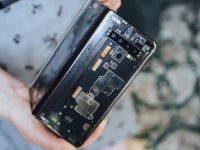   Galaxy Fold: TCL  10-  -