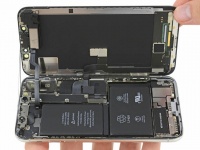 Пользователи iPhone X начали жаловаться на сокращение времени работы батареи
