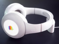 Apple  Sony?    Apple   