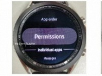 Умные часы Samsung Galaxy Watch 3 на живых фото со включенным экраном