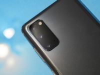 Samsung Galaxy S20 Lite (Fan Edition)    S20