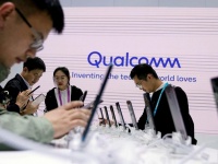 Huawei     Qualcomm,     2  