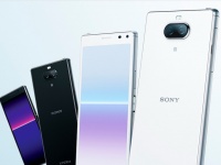  Sony Xperia 8 Lite:  SIM-,   NFC  