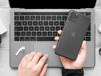  :   iPhone 11  iPhone 11 Pro