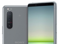 - Sony Xperia 5 II    