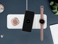    Samsung Wireless Charging Trio     9 