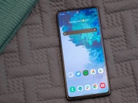 Samsung Galaxy S20 FE        256 