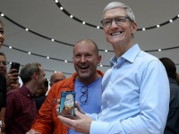 Apple              iPhone