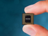   Snapdragon 888 . MediaTek    SoC  