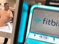   Google   $2,1   Fitbit,   