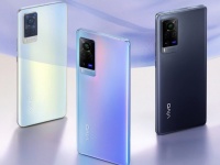 Vivo    X60 Pro+   Snapdragon 888