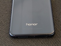  : Honor  Samsung    