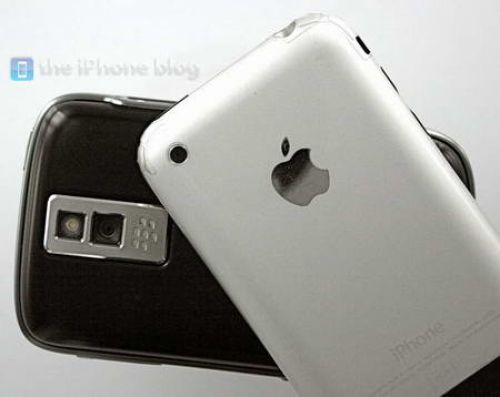 iPhone vs BlackBerry Bold