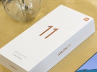 Xiaomi Mi 11:    