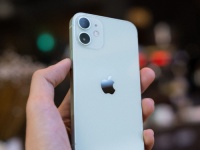 -   iPhone 12 mini  Apple   Samsung 