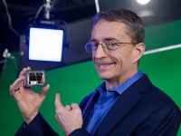 Intel  7- :  7-  Meteor Lake   2023 