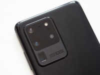  : Samsung    -  Galaxy S22