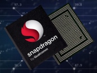 Samsung      Snapdragon 895