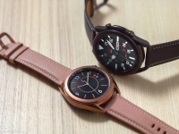 Samsung Galaxy Watch4    28 ,   3 