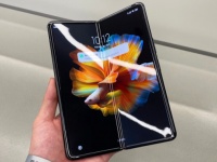 Xiaomi  Mi Mix Fold 2   :  