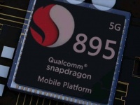 Lenovo      Snapdragon 895