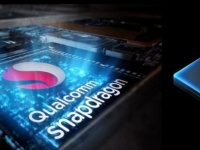 SoC Exynos 2200  Snapdragon 895      