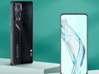  ,     ZTE Axon 30  