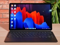 Samsung Galaxy Tab S8    Galaxy S22