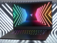   Razer Blade 15 Advanced      360 