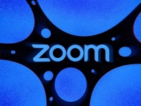   Zoom         -