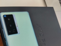   Vivo X70 Pro