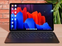 Samsung Galaxy Tab S8 Ultra   Exynos 2200     iPad Pro  Apple M1