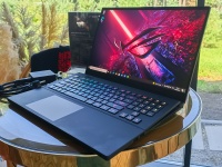   - ROG Zephyrus S17   