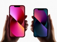    iPhone    Samsung.   DxOMark